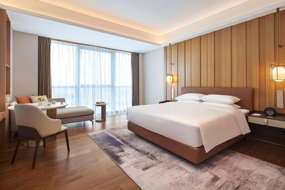 Grand Infinity Near Delhi Airport Hotel 4*